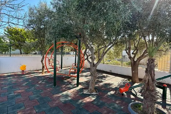 İzmir Düşünür Güzelbahçe Kampüsü fotoğrafı 2