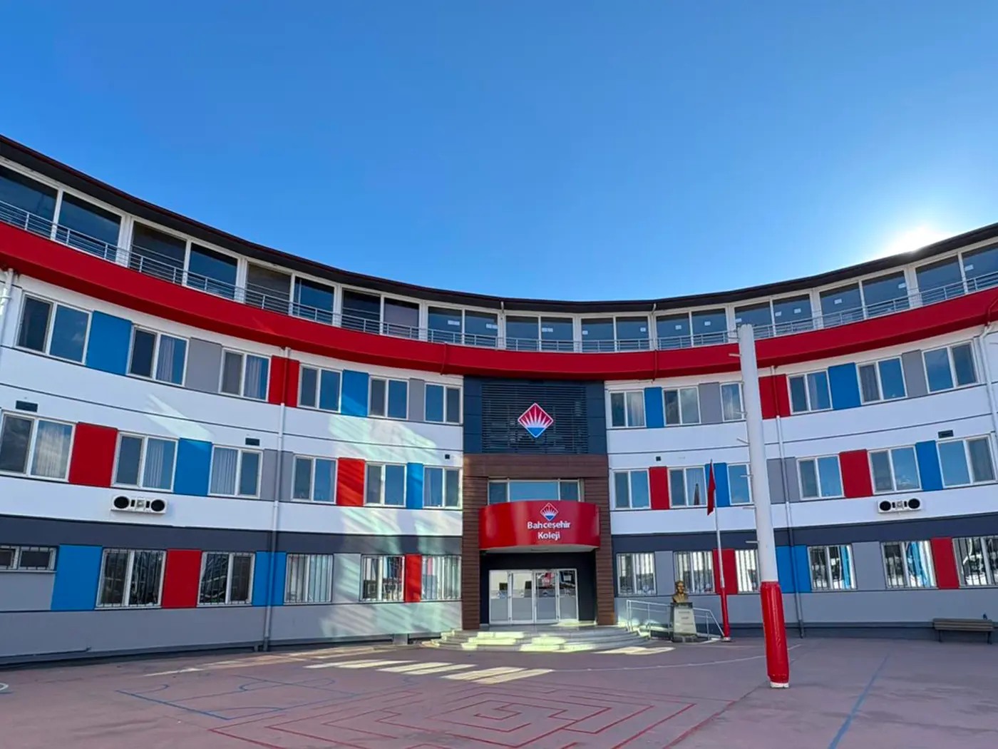 Özel Ödemiş Bahçeşehir Koleji Anaokulu dış görünüm