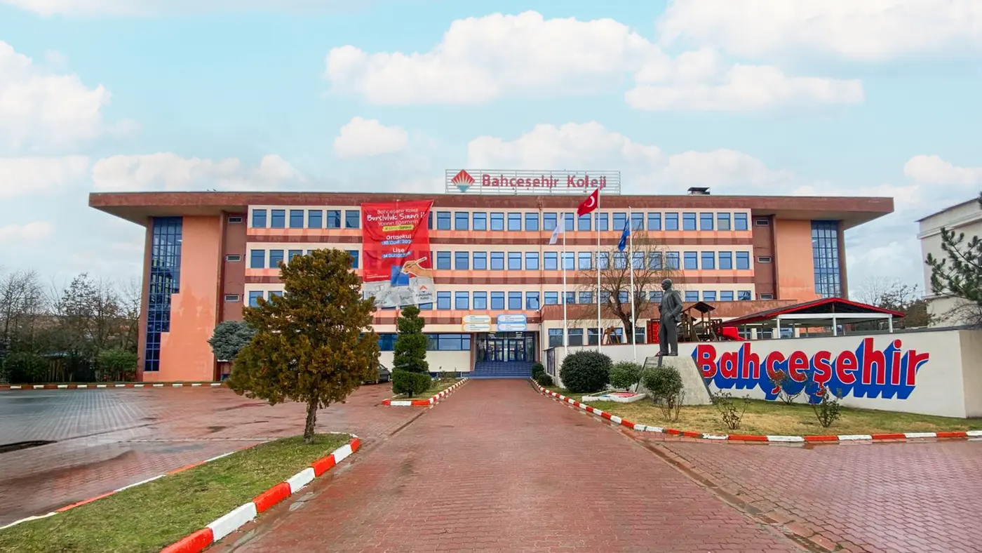 Özel Edirne Bahçeşehir Koleji İlkokulu dış görünüm