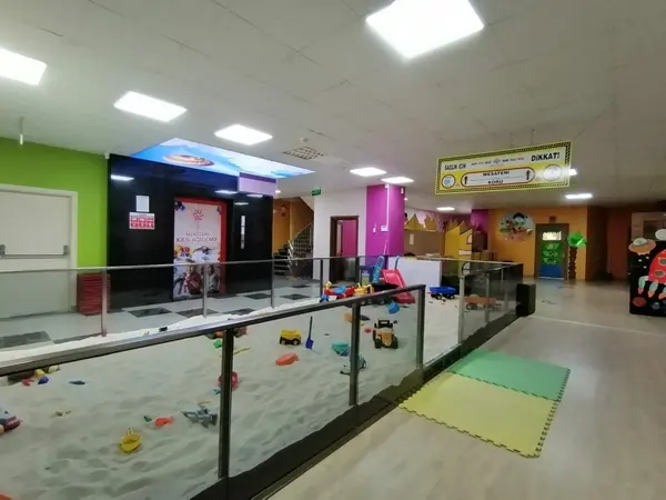 Mektebim Koleji Kocaeli Bilgi Küpü Yenişehir Bilgi Küpü Anaokulu kampüs fotoğrafı 8